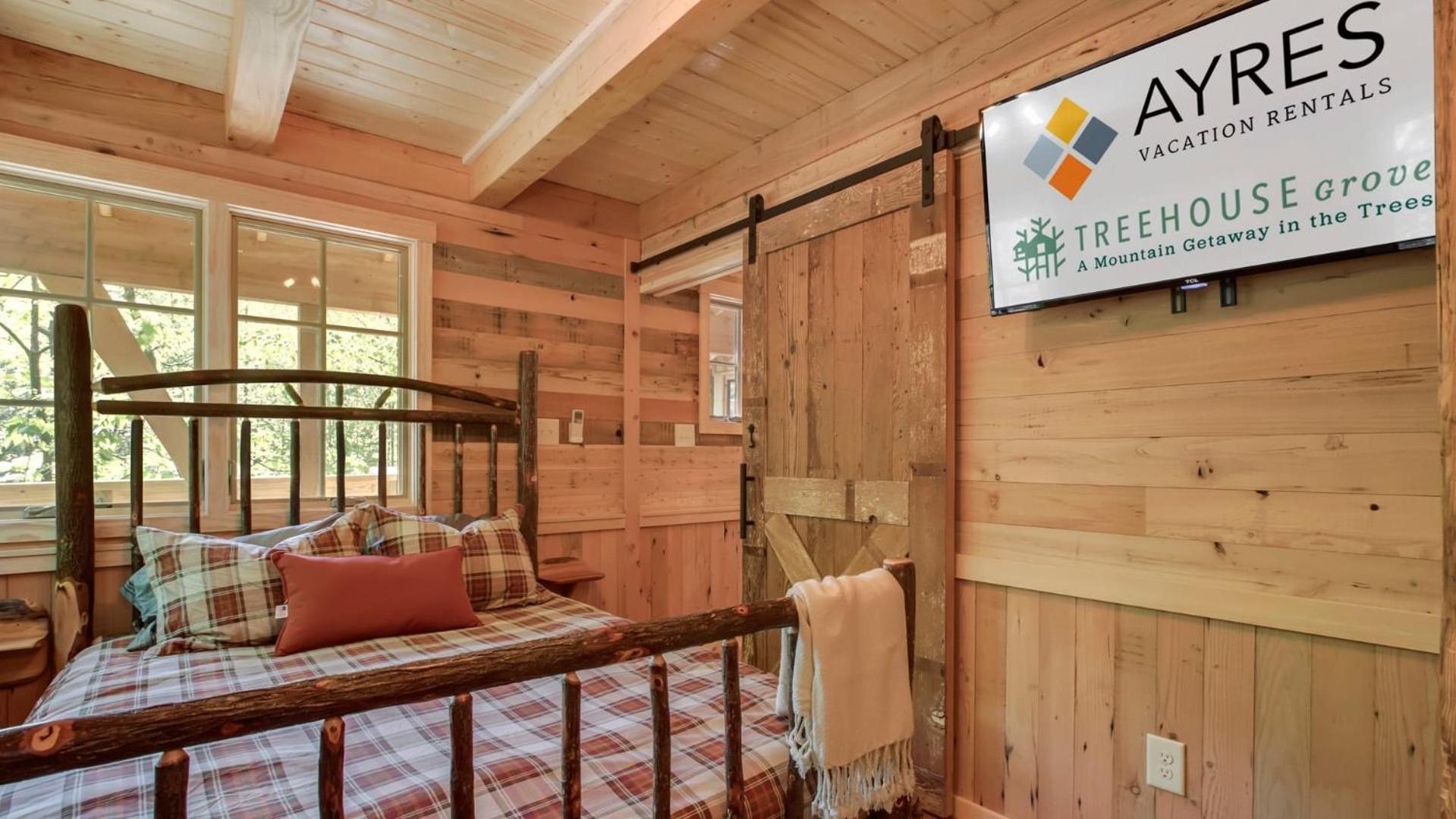 The Dogwood In Treehouse Grove At Norton Creek Villa Гетлинбург Екстериор снимка